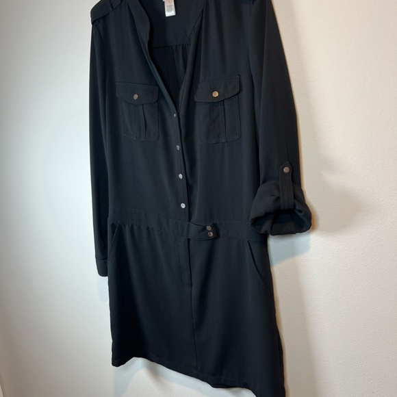 Cache Women's Mini Shirt Dress Black  Roll Tab Long Button Front V-Neck  Size 10 - Picture 15 of 16
